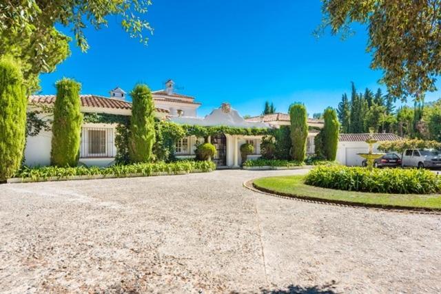 Villa Peace & Tranquility, Sotogrande, Spain (Adults Only) Exterior foto